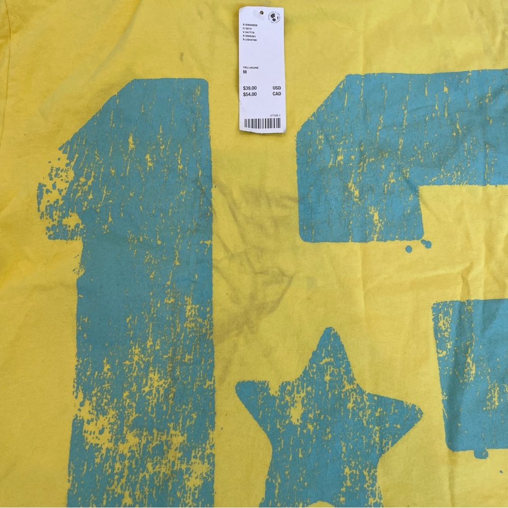 URBAN OUTFITTERS Lucky Number Cropped V-Neck Tee - Picture 3 of 7